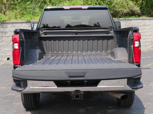 Certified 2022 Chevrolet Silverado 2500 LT w/ Convenience Package AWD/4WD image 6