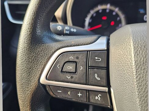 Used 2022 Toyota Highlander L AWD/4WD image 18
