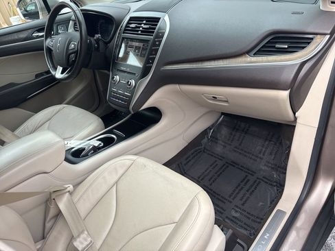 Used 2019 Lincoln MKC Reserve w/ MKC Technology Package image 32