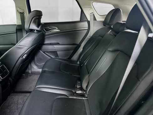 Used 2025 Kia Sportage SX image 27