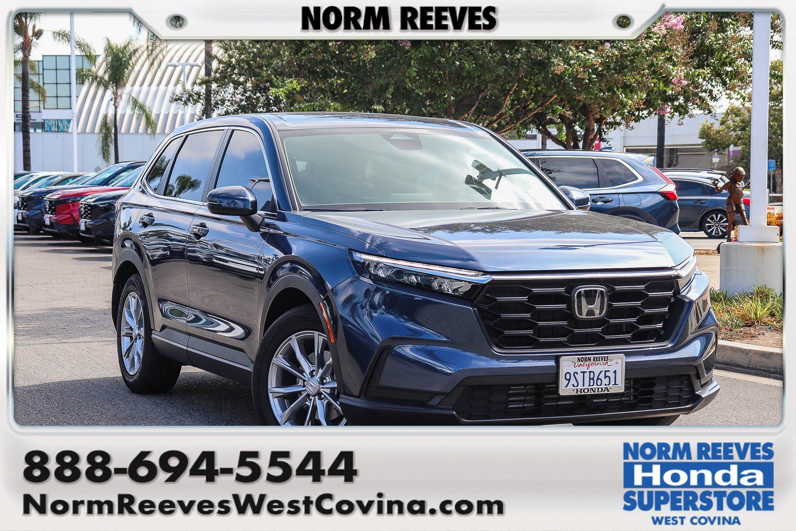 Used 2025 Honda CR-V LX image 1