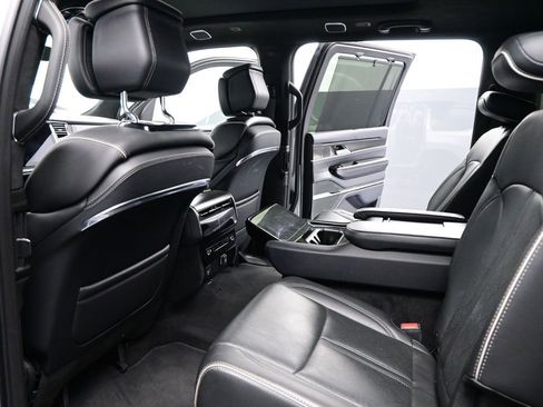 Used 2024 Jeep Grand Wagoneer Series II w/ Quick Order Packagew 28T image 21