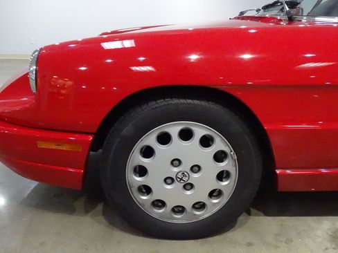 Used 1991 Alfa Romeo Spider Veloce RWD image 28