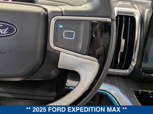 New 2025 Ford Expedition Max Platinum w/ Platinum Ultimate Package image 28