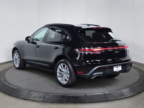 New 2026 Porsche Macan image 3