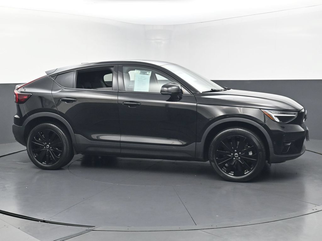 Used 2023 Volvo C40 P8 Recharge Plus AWD/4WD image 6