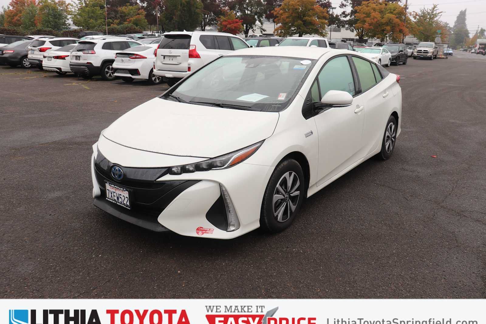 Used 2017 Toyota Prius Prime Premium FWD image 1