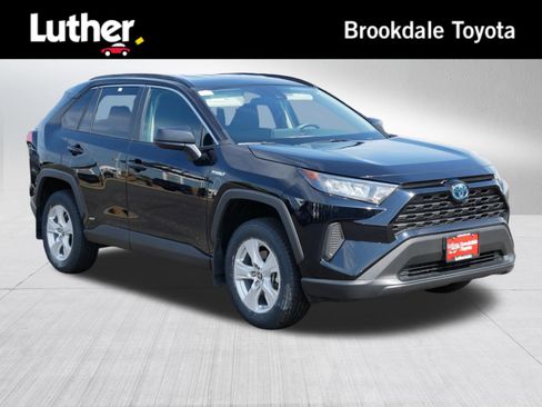 Used 2021 Toyota RAV4 LE w/ Carpet Mat Package (TMS) AWD/4WD image 1