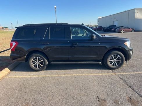 Used 2021 Ford Expedition XLT image 8