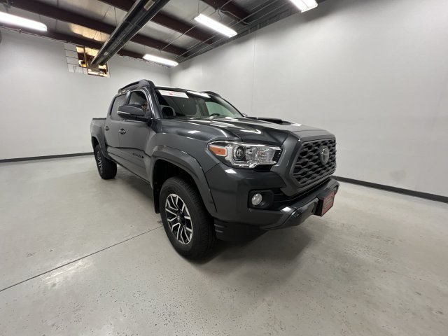 Certified 2022 Toyota Tacoma TRD Sport AWD/4WD image 2