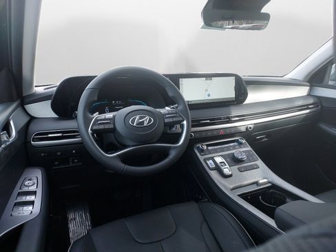 Certified 2025 Hyundai Palisade XRT image 11