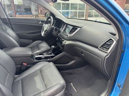Used 2016 Hyundai Tucson Limited w/ Option Group 03 AWD/4WD image 39