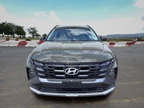 Used 2025 Hyundai Tucson SEL FWD image 6
