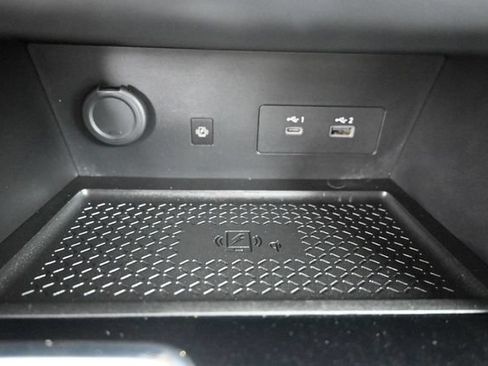 Used 2023 Nissan Pathfinder SL AWD/4WD image 20