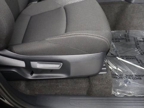 Used 2025 Toyota 4Runner SR5 image 30