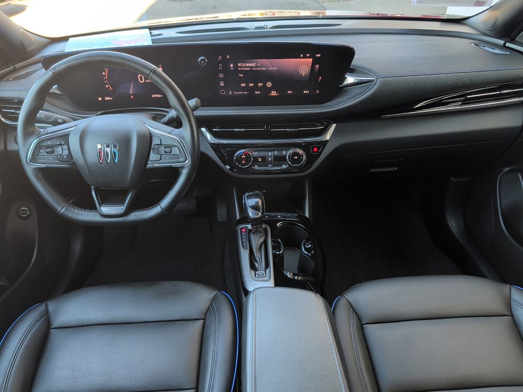 Used 2024 Buick Envista Sport Touring w/ Convenience I Package FWD image 16