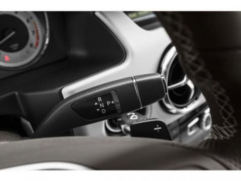 Used 2015 Mercedes-Benz GLK 350 4MATIC image 10