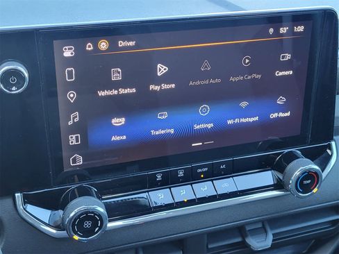 Used 2024 Chevrolet Colorado Trail Boss w/ Technology Package image 16