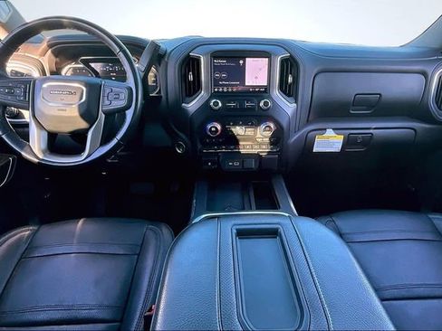 Used 2022 GMC Sierra 1500 Denali w/ Denali Premium Package image 8
