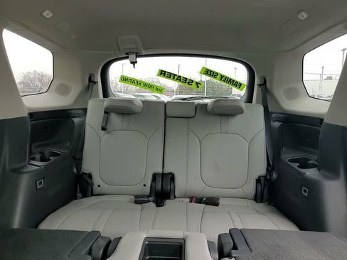 Used 2023 Honda Pilot Touring image 25