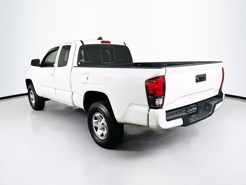 Used 2021 Toyota Tacoma SR w/ SR Convenience Package RWD image 5