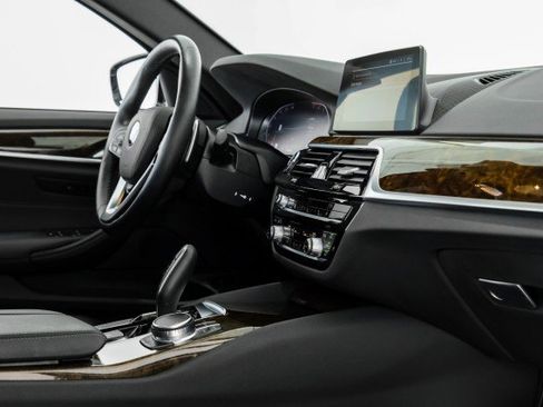 Used 2020 BMW 540i xDrive image 24