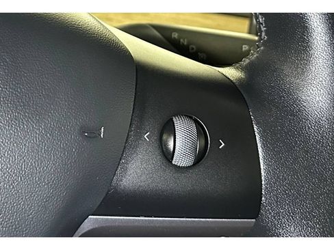 Used 2022 Tesla Model 3 Long Range AWD/4WD image 27