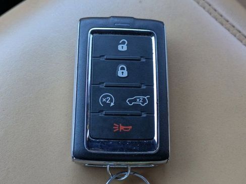 Used 2022 Jeep Grand Cherokee L Summit image 26