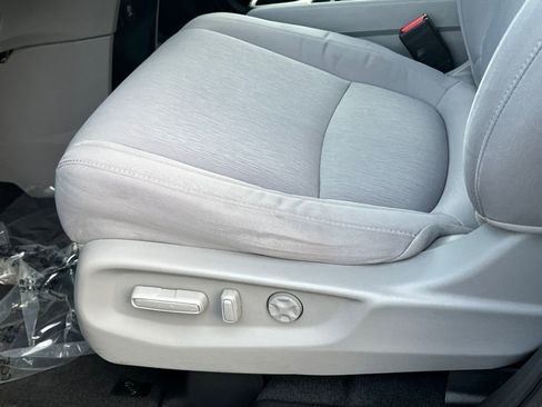 Used 2019 Honda Odyssey EX image 18