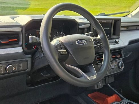 Used 2022 Ford Maverick XLT FWD image 11