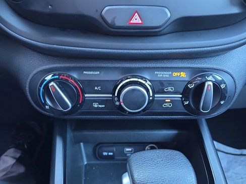 Used 2024 Kia Soul LX w/ Option Group 015 image 23