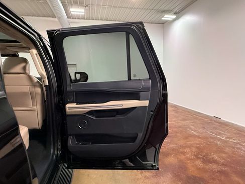 Used 2024 Ford Expedition Max Limited AWD/4WD image 64
