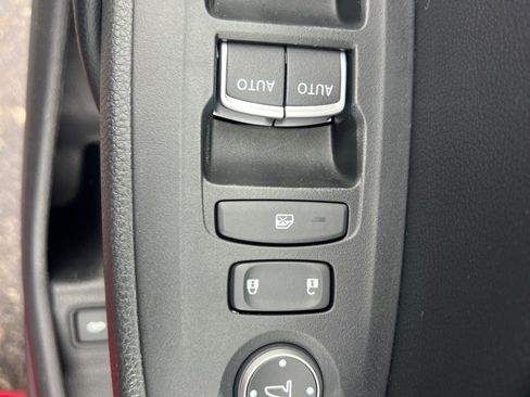 Used 2018 Honda Accord Sport image 25