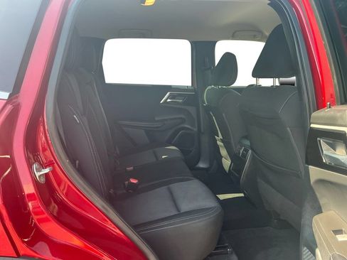 Used 2022 Mitsubishi Outlander ES FWD image 23