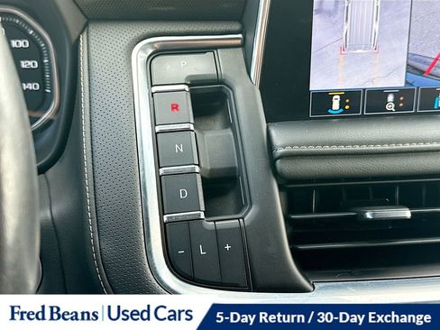 Used 2021 GMC Yukon AT4 w/ AT4 Premium Plus Package AWD/4WD image 19