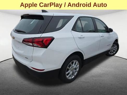 Used 2024 Chevrolet Equinox LS image 5