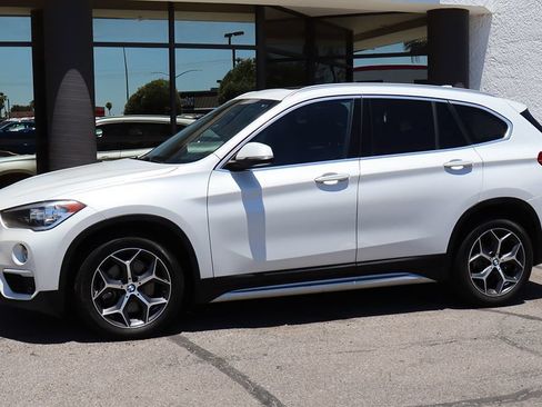 Used 2019 BMW X1 xDrive28i w/ Convenience Package AWD/4WD image 7