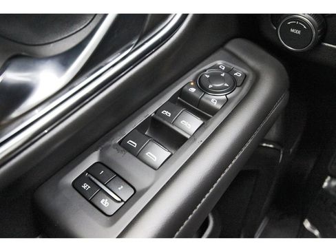 Used 2023 Chevrolet Tahoe High Country RWD image 21