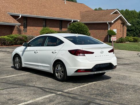 Used 2020 Hyundai Elantra SEL w/ Cargo Package (C1) FWD image 5