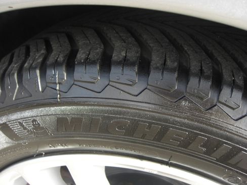 Used 2008 Nissan Altima 3.5 SE w/ Premium Pkg image 5