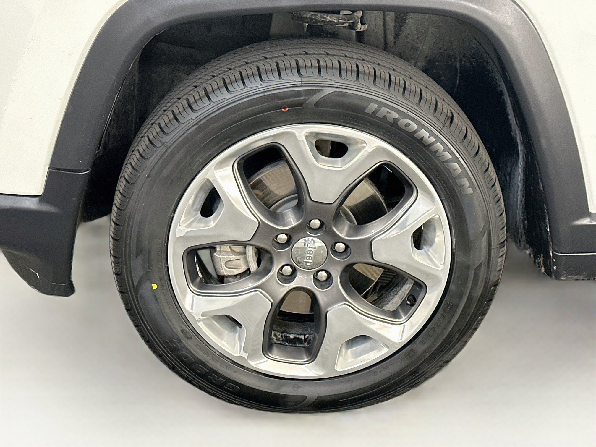 Used 2021 Jeep Compass Limited AWD/4WD image 34