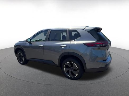 Used 2025 Nissan Rogue SV FWD image 10