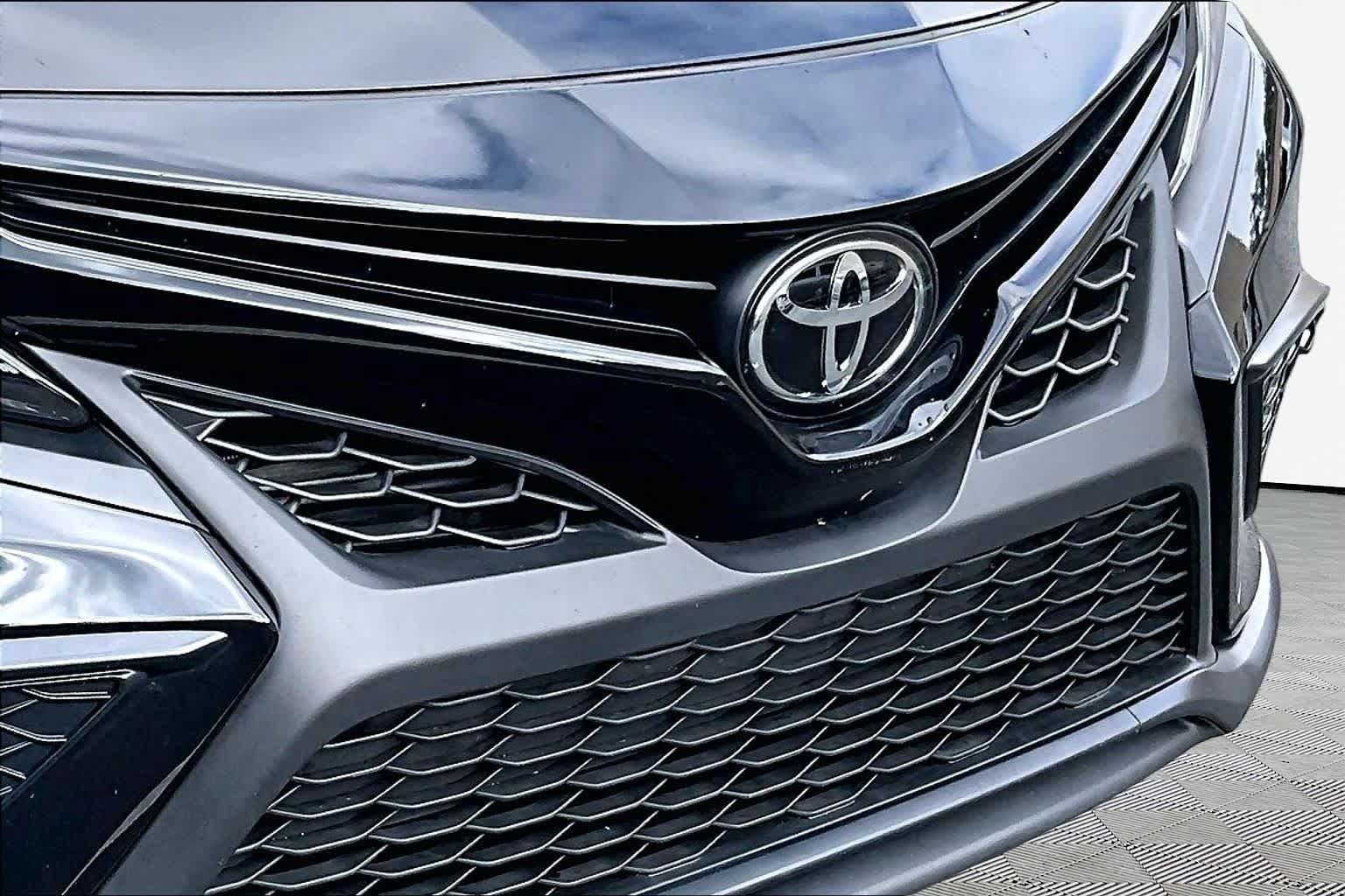 Certified 2024 Toyota Camry SE FWD image 30