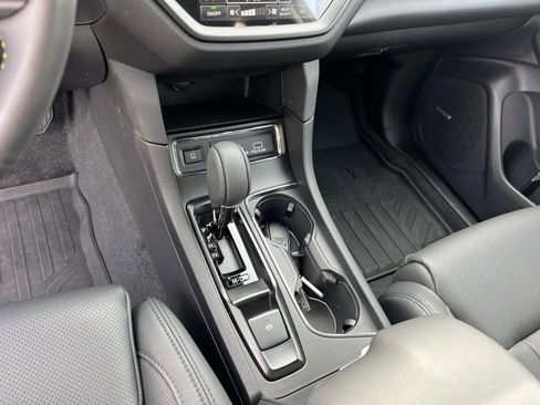 Certified 2025 Subaru Ascent Bronze Edition w/ Onyx Package image 30