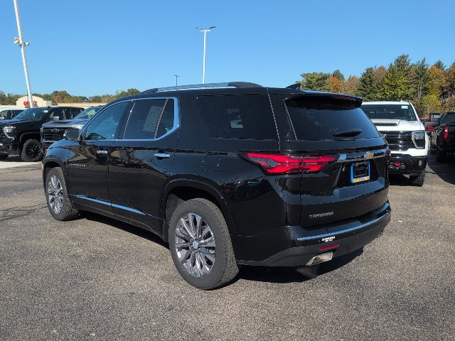 Used 2022 Chevrolet Traverse Premier w/ LPO, Floor Liner Package FWD image 4