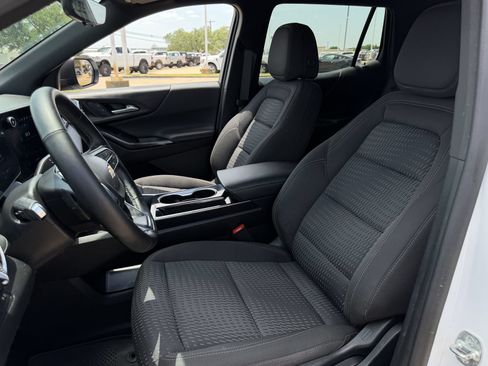 Used 2025 Chevrolet Equinox LT w/ Safety and Technology Package FWD image 23