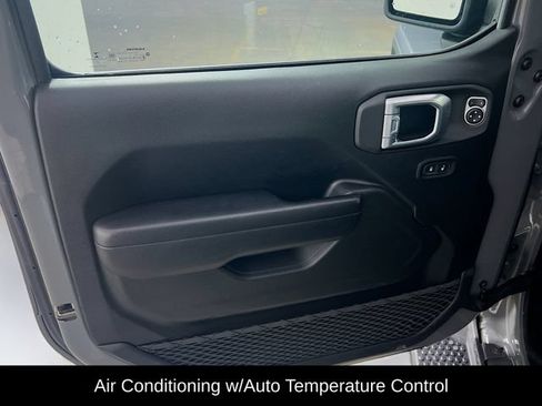 Used 2021 Jeep Wrangler Unlimited Sport AWD/4WD image 14