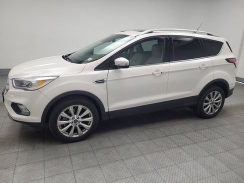 Used 2018 Ford Escape Titanium w/ Ford Safe & Smart Package AWD/4WD image 2