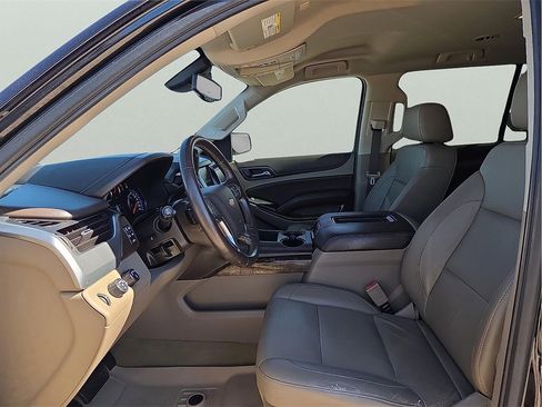 Used 2018 Chevrolet Suburban LT w/ Off-Road Package image 14