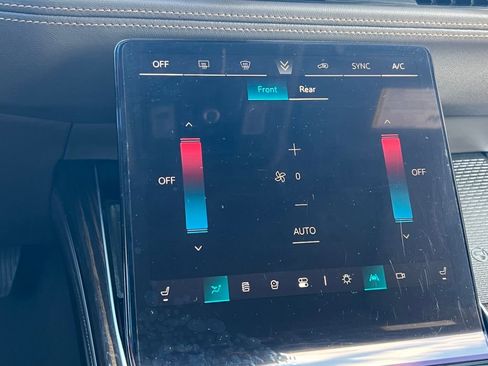 Certified 2025 Cadillac Escalade Premium Luxury w/ Touring Package image 39